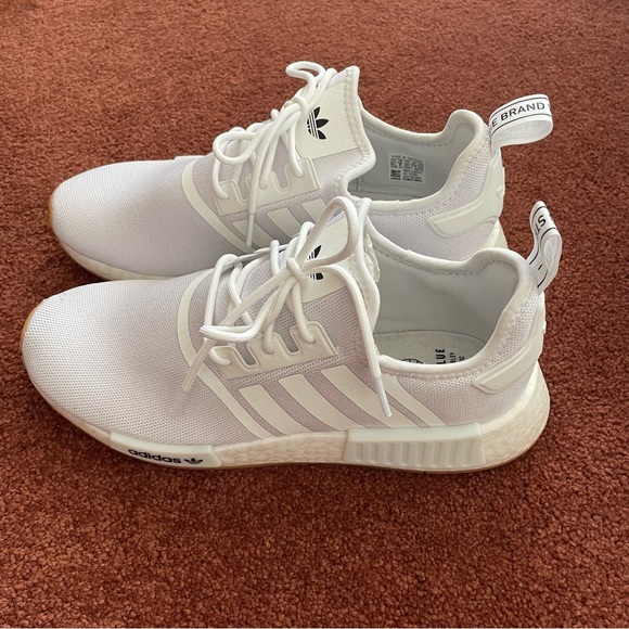 Adidas NMD_R1 Primeblue Cloud White/Gum, size 9.5 men's - Picture 5 of 6